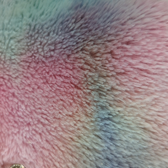 STORIA sz M Long Sleeve Super Soft Pastel Colored Crop Top - Picture 3 of 7